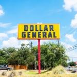 Dollar General is shaking off tariff fears and winning over higher-income consumers
